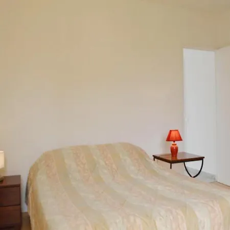 Appartement Eden Parc 2 *